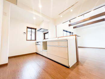 detached 東京都立川市錦町２丁目6-2 ステラNKビル1F