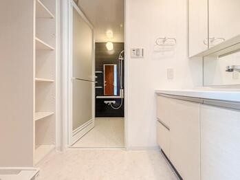 apartment 東京都立川市錦町２丁目6-2 ステラNKビル1F