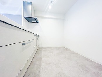 apartment 東京都立川市錦町２丁目6-2 ステラNKビル1F