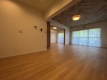 apartment 東京都立川市錦町２丁目6-2 ステラNKビル1F