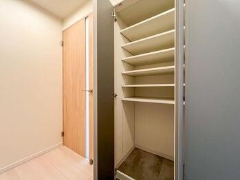 apartment 東京都立川市錦町２丁目6-2 ステラNKビル1F