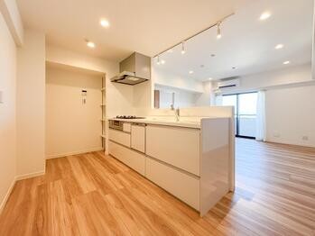 apartment 東京都立川市錦町２丁目6-2 ステラNKビル1F