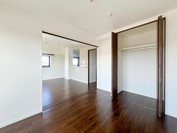 apartment 東京都立川市錦町２丁目6-2 ステラNKビル1F
