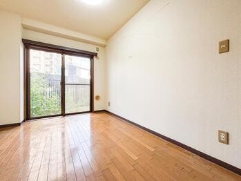 apartment 東京都立川市錦町２丁目6-2 ステラNKビル1F