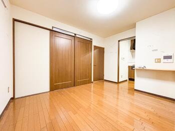 apartment 東京都立川市錦町２丁目6-2 ステラNKビル1F