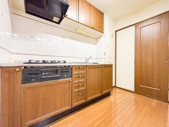 apartment 東京都立川市錦町２丁目6-2 ステラNKビル1F