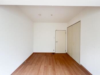 apartment 東京都立川市錦町２丁目6-2 ステラNKビル1F