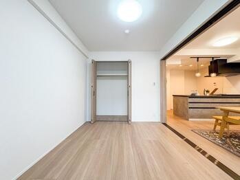 apartment 東京都立川市錦町２丁目6-2 ステラNKビル1F