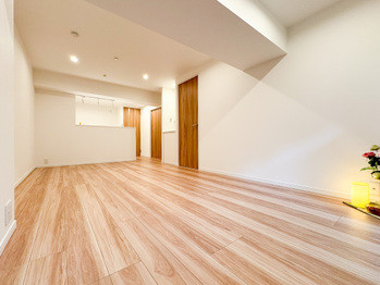 apartment 東京都立川市錦町２丁目6-2 ステラNKビル1F