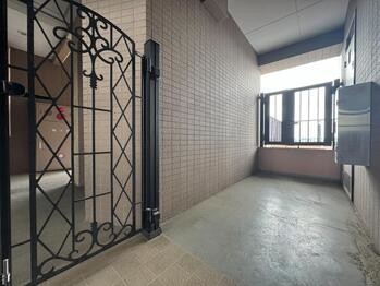 apartment 東京都立川市錦町２丁目6-2 ステラNKビル1F