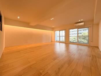 apartment 東京都立川市錦町２丁目6-2 ステラNKビル1F