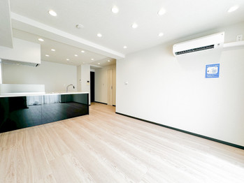 apartment 東京都立川市錦町２丁目6-2 ステラNKビル1F