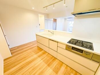 apartment 東京都立川市錦町２丁目6-2 ステラNKビル1F
