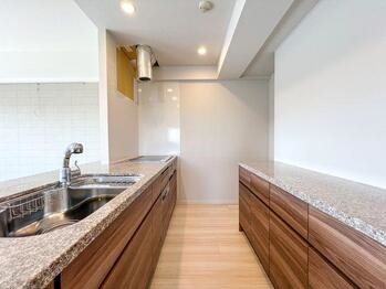 apartment 東京都立川市錦町２丁目6-2 ステラNKビル1F