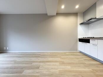 apartment 東京都立川市錦町２丁目6-2 ステラNKビル1F