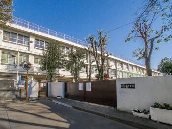 apartment 東京都立川市錦町２丁目6-2 ステラNKビル1F