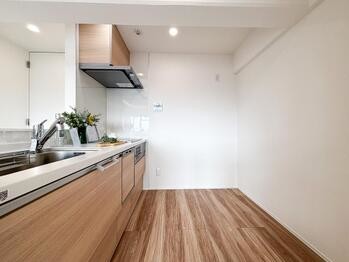 apartment 東京都立川市錦町２丁目6-2 ステラNKビル1F