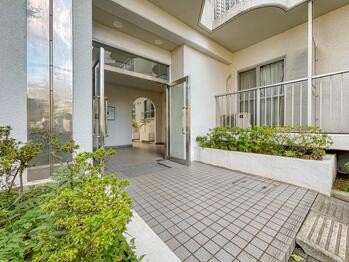 apartment 東京都立川市錦町２丁目6-2 ステラNKビル1F