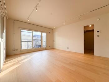 apartment 東京都立川市錦町２丁目6-2 ステラNKビル1F