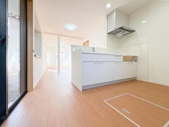 detached 東京都立川市錦町２丁目6-2 ステラNKビル1F