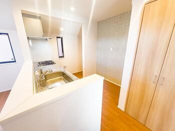 detached 東京都立川市錦町２丁目6-2 ステラNKビル1F