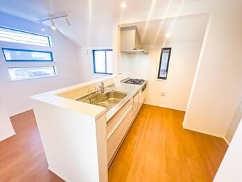 detached 東京都立川市錦町２丁目6-2 ステラNKビル1F