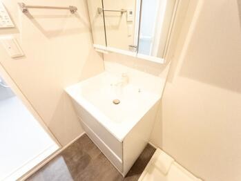 apartment 東京都立川市錦町２丁目6-2 ステラNKビル1F