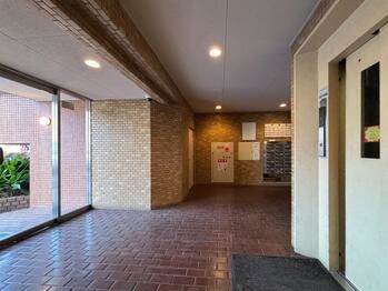 apartment 東京都立川市錦町２丁目6-2 ステラNKビル1F