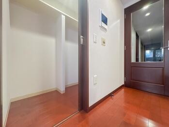 apartment 東京都立川市錦町２丁目6-2 ステラNKビル1F