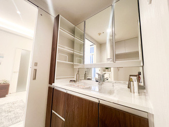 apartment 東京都立川市錦町２丁目6-2 ステラNKビル1F