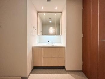 apartment 東京都立川市錦町２丁目6-2 ステラNKビル1F