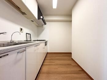 apartment 東京都立川市錦町２丁目6-2 ステラNKビル1F