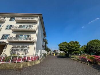 apartment 東京都立川市錦町２丁目6-2 ステラNKビル1F