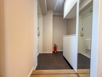 apartment 東京都立川市錦町２丁目6-2 ステラNKビル1F