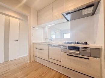 apartment 東京都立川市錦町２丁目6-2 ステラNKビル1F