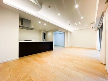 apartment 東京都立川市錦町２丁目6-2 ステラNKビル1F