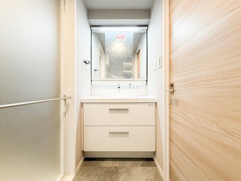 apartment 東京都立川市錦町２丁目6-2 ステラNKビル1F