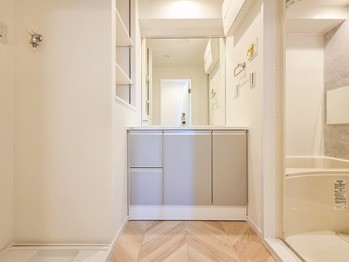 apartment 東京都立川市錦町２丁目6-2 ステラNKビル1F