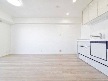 apartment 東京都立川市錦町２丁目6-2 ステラNKビル1F