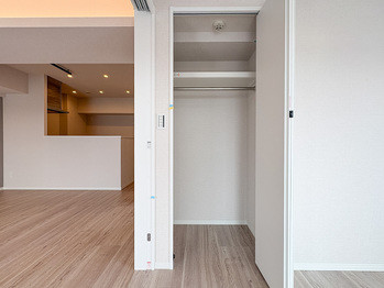 apartment 東京都立川市錦町２丁目6-2 ステラNKビル1F