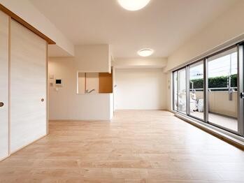 apartment 東京都立川市錦町２丁目6-2 ステラNKビル1F