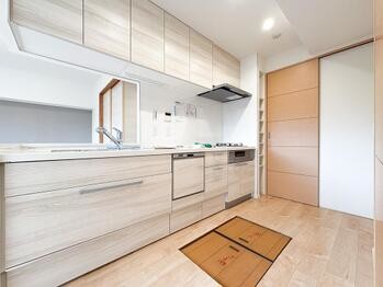 apartment 東京都立川市錦町２丁目6-2 ステラNKビル1F