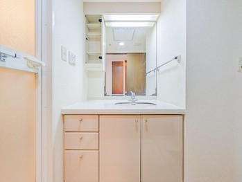 apartment 東京都立川市錦町２丁目6-2 ステラNKビル1F