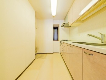 apartment 東京都立川市錦町２丁目6-2 ステラNKビル1F