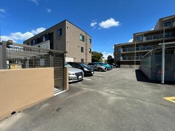 apartment 東京都立川市錦町２丁目6-2 ステラNKビル1F