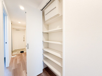 apartment 東京都立川市錦町２丁目6-2 ステラNKビル1F