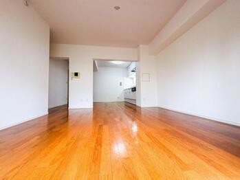 apartment 東京都立川市錦町２丁目6-2 ステラNKビル1F