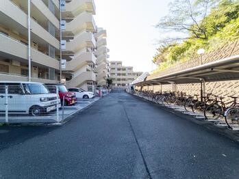 apartment 東京都立川市錦町２丁目6-2 ステラNKビル1F