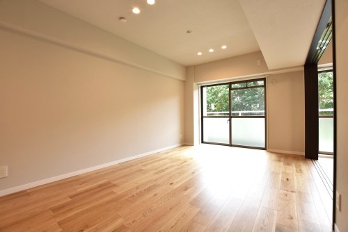 apartment 神奈川県海老名市中央２丁目４－８　ニコービル１階