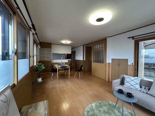 detached 神奈川県海老名市中央２丁目４－８　ニコービル１階